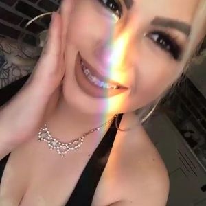 Meet your Posher, Lynn